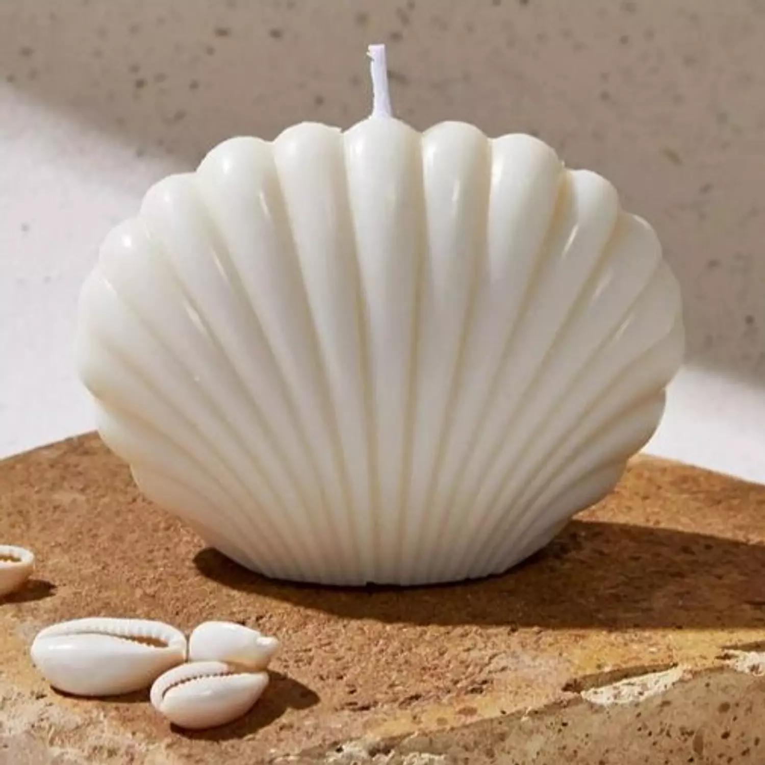 Seashell Scented Candle image