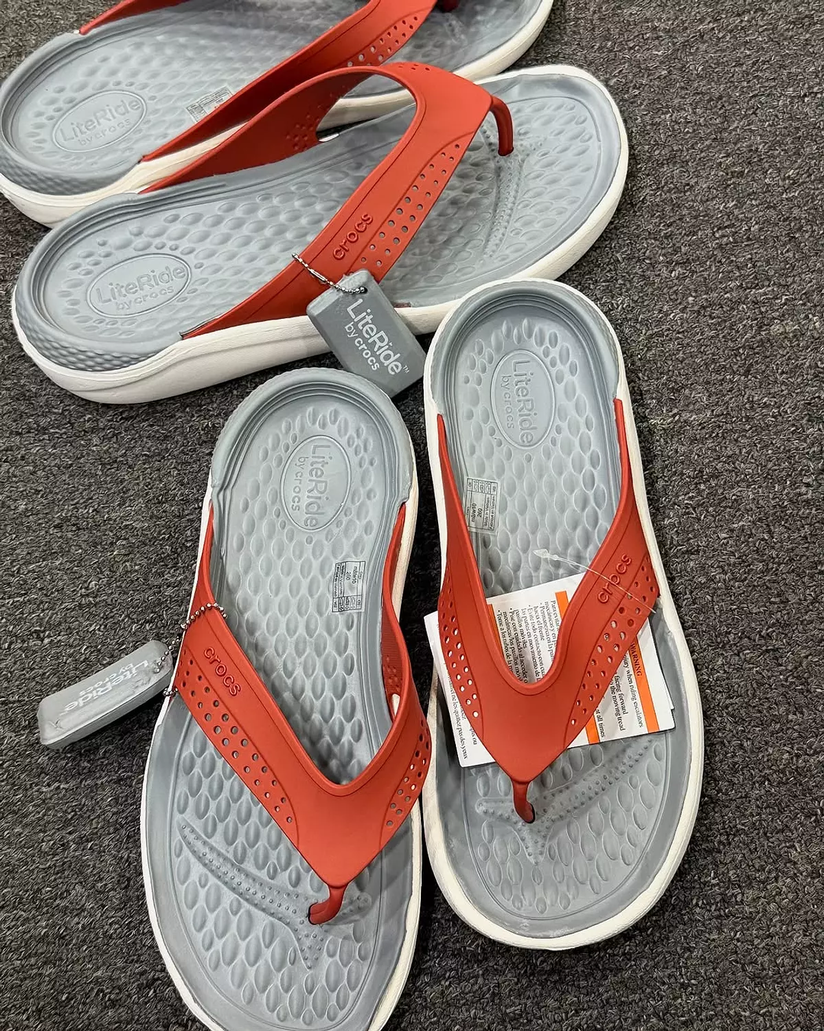 Crocs Lite Ride Flip flops Gray x Red  1