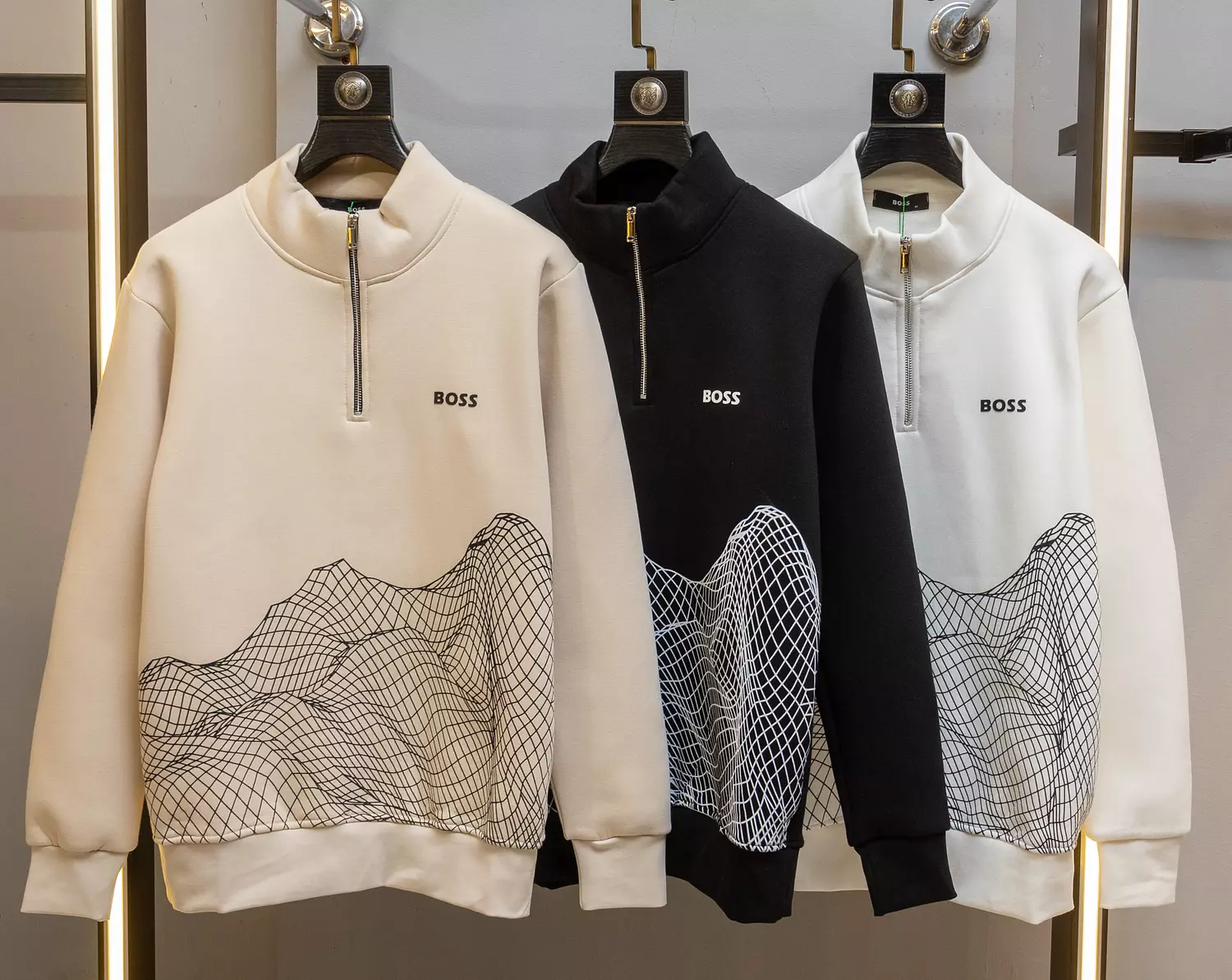 HUGO BOSS QUARTER ZIPPER HOODIE / 1551 8