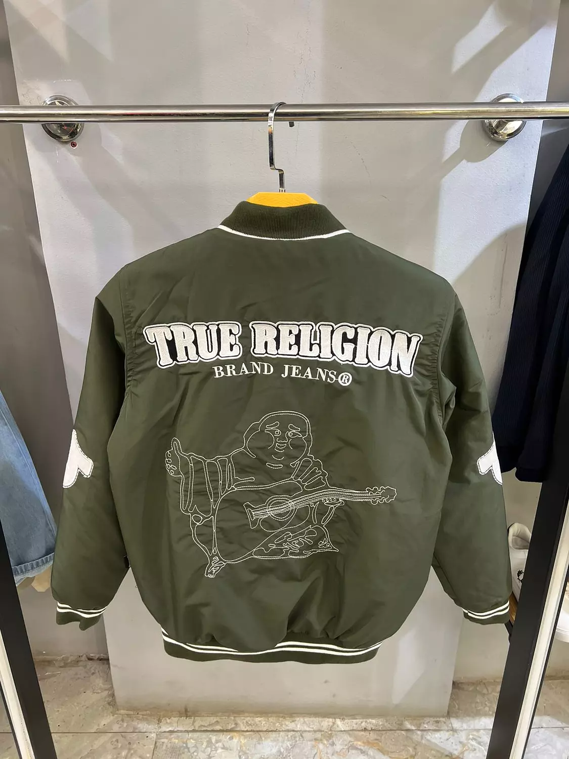 TRUE RELIGION JACKET 1 4