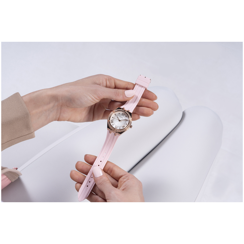 Guess GW0034L3 Ladies Watch Rose Gold Tone Polished Case Stainless Steel/ Silicone Strap 3