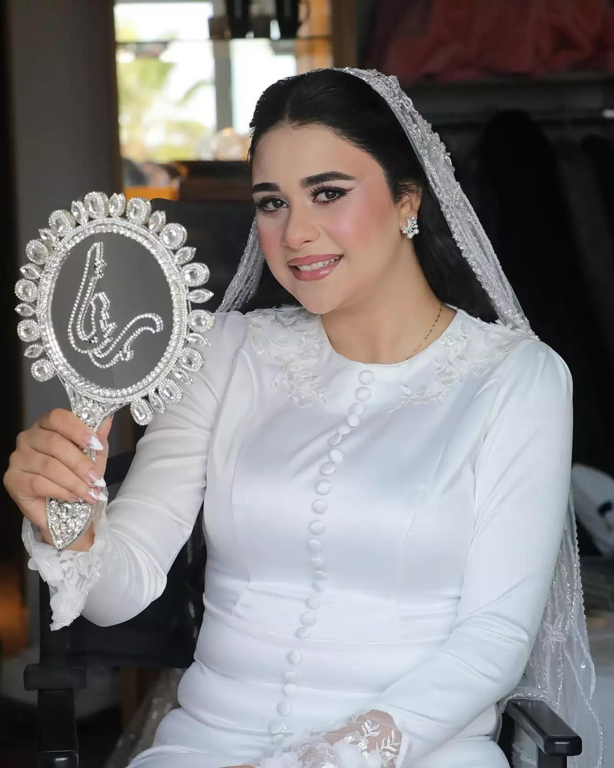 Luxury Crystal Hand Mirror 7 4