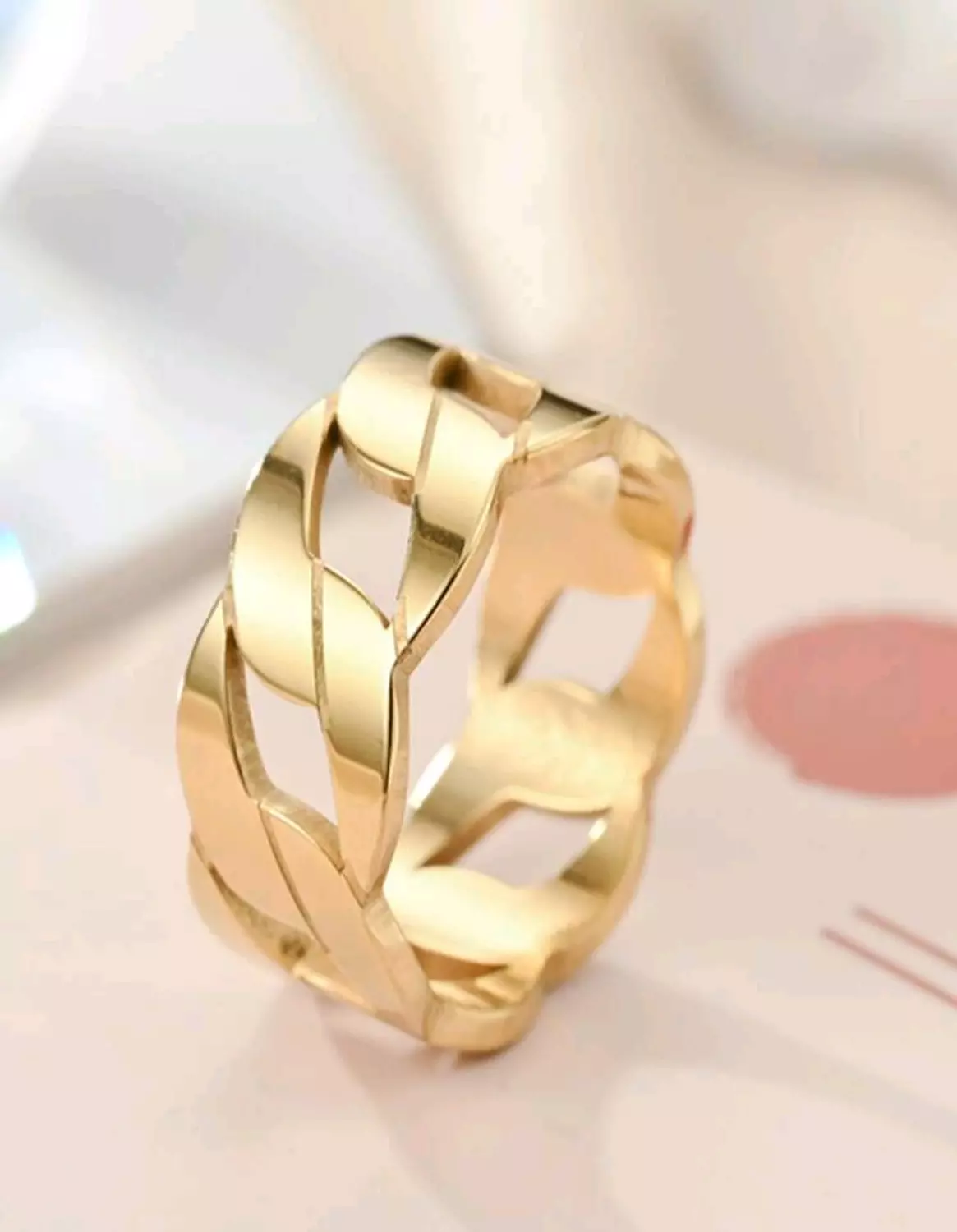 Ring R13 hover image