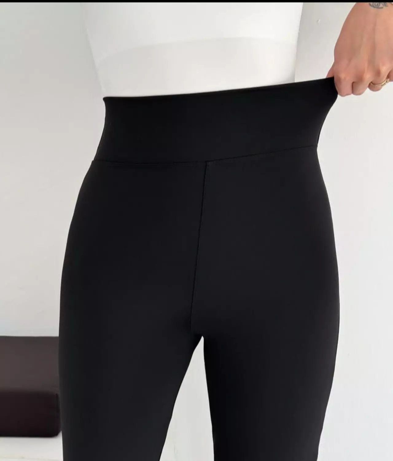 Black yoga pants 4