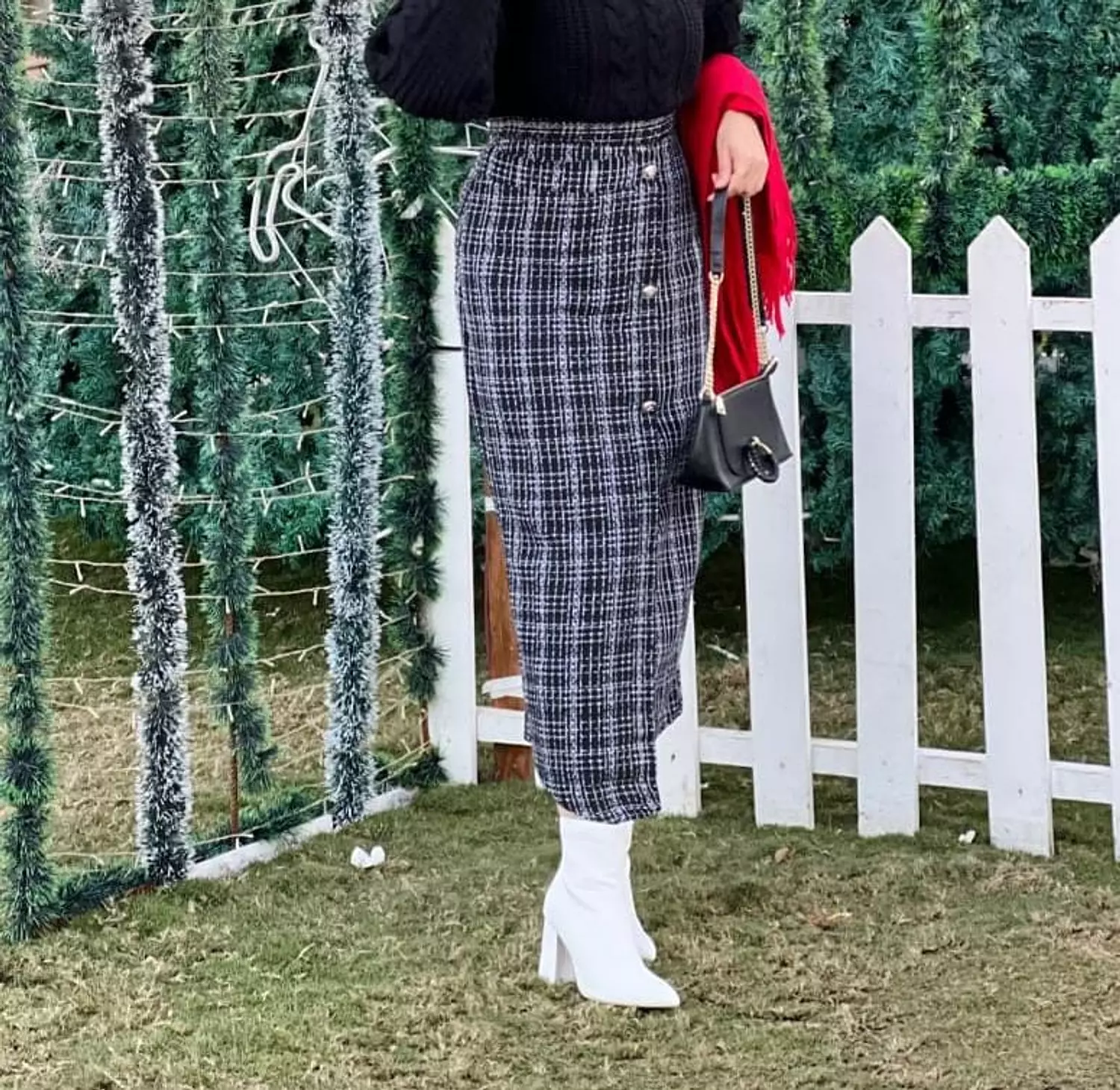 Caro black skirt image
