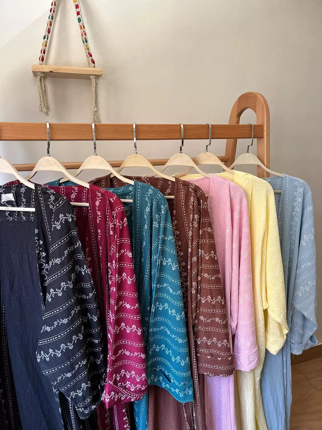FLORAL CARDIGAN image