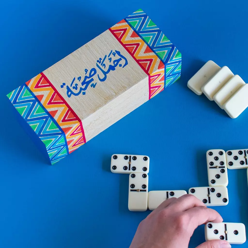 Domino - 2 lines triangles colors