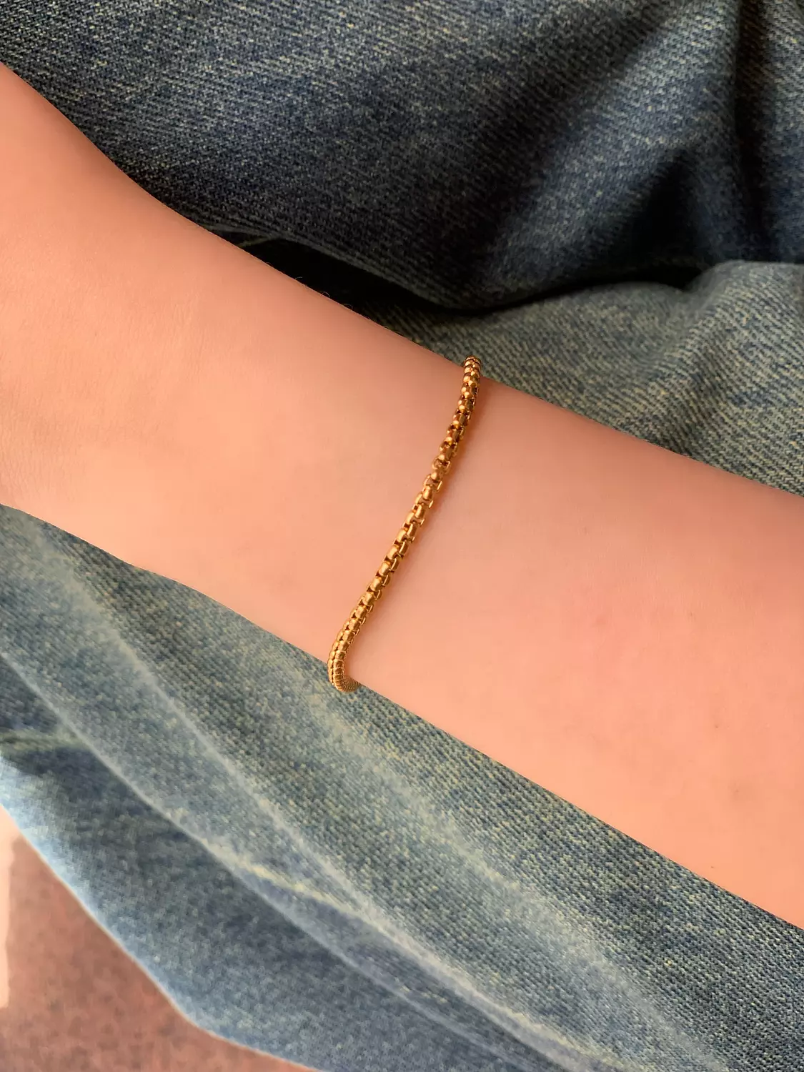 Blu bracelet image