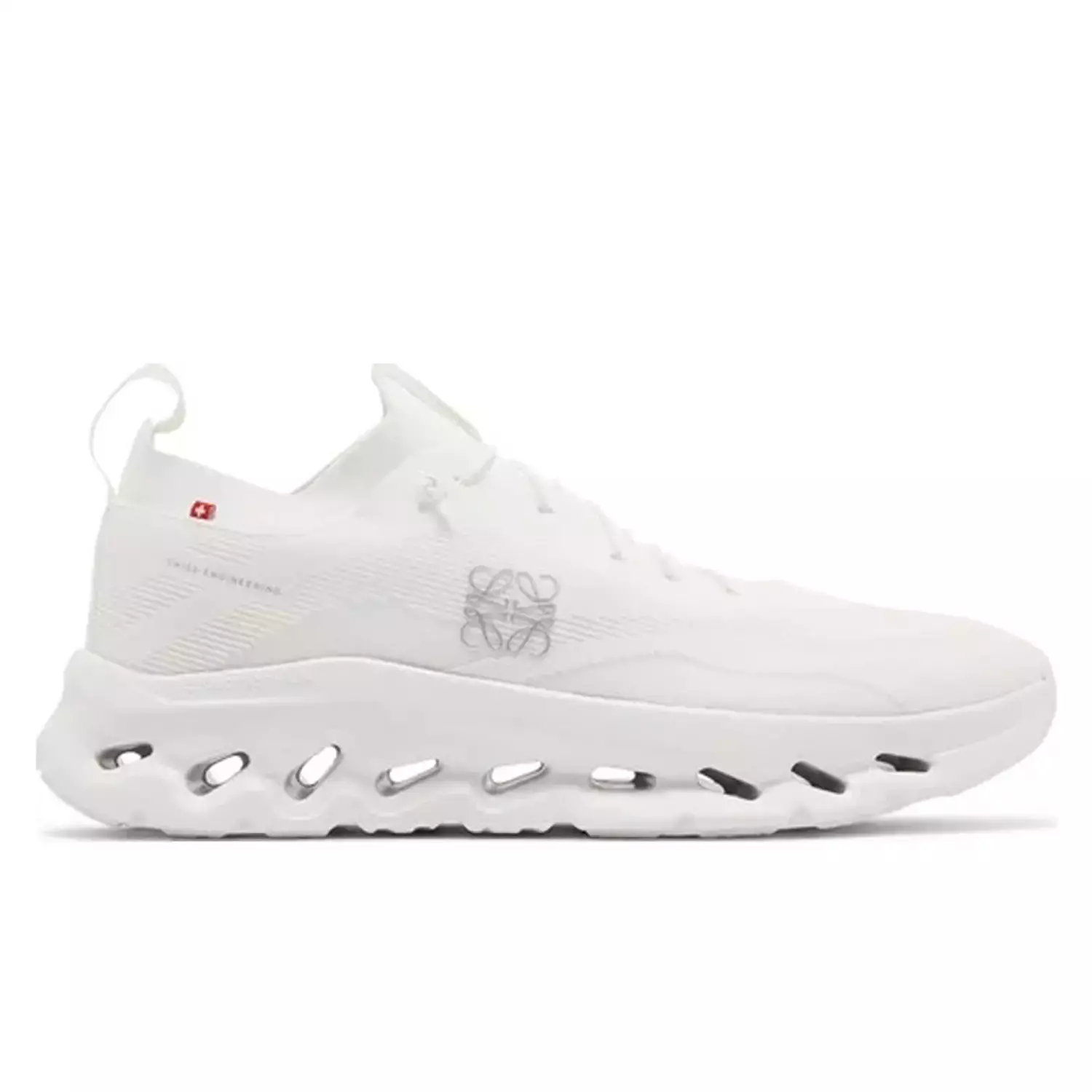 On Running Cloudtilt x LOEWE ALL WHITE  image