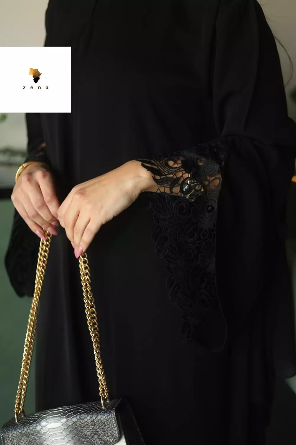 عبايه hover image