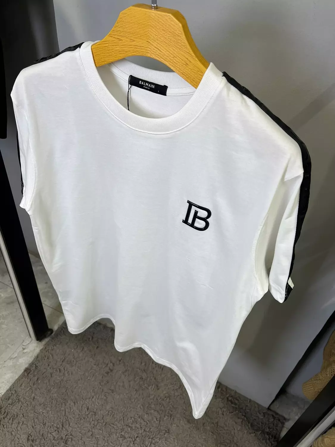 BALMAIN TSHIRT / 1210 2