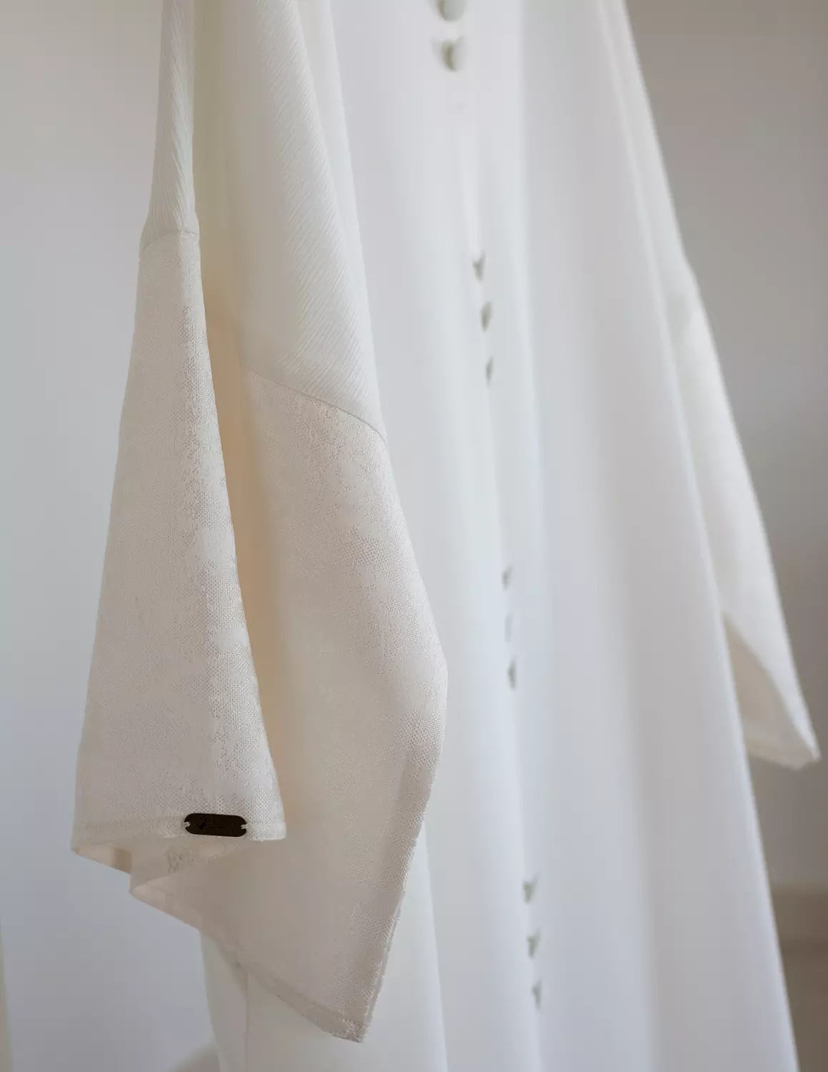 White Abaya with bockets 5