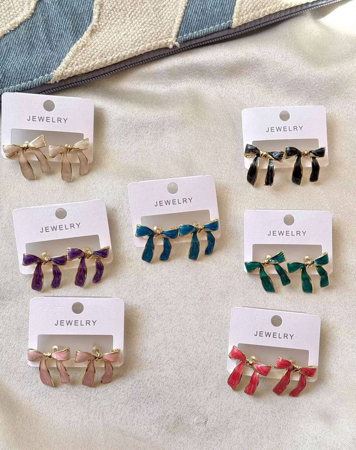 Colored earring 90 image