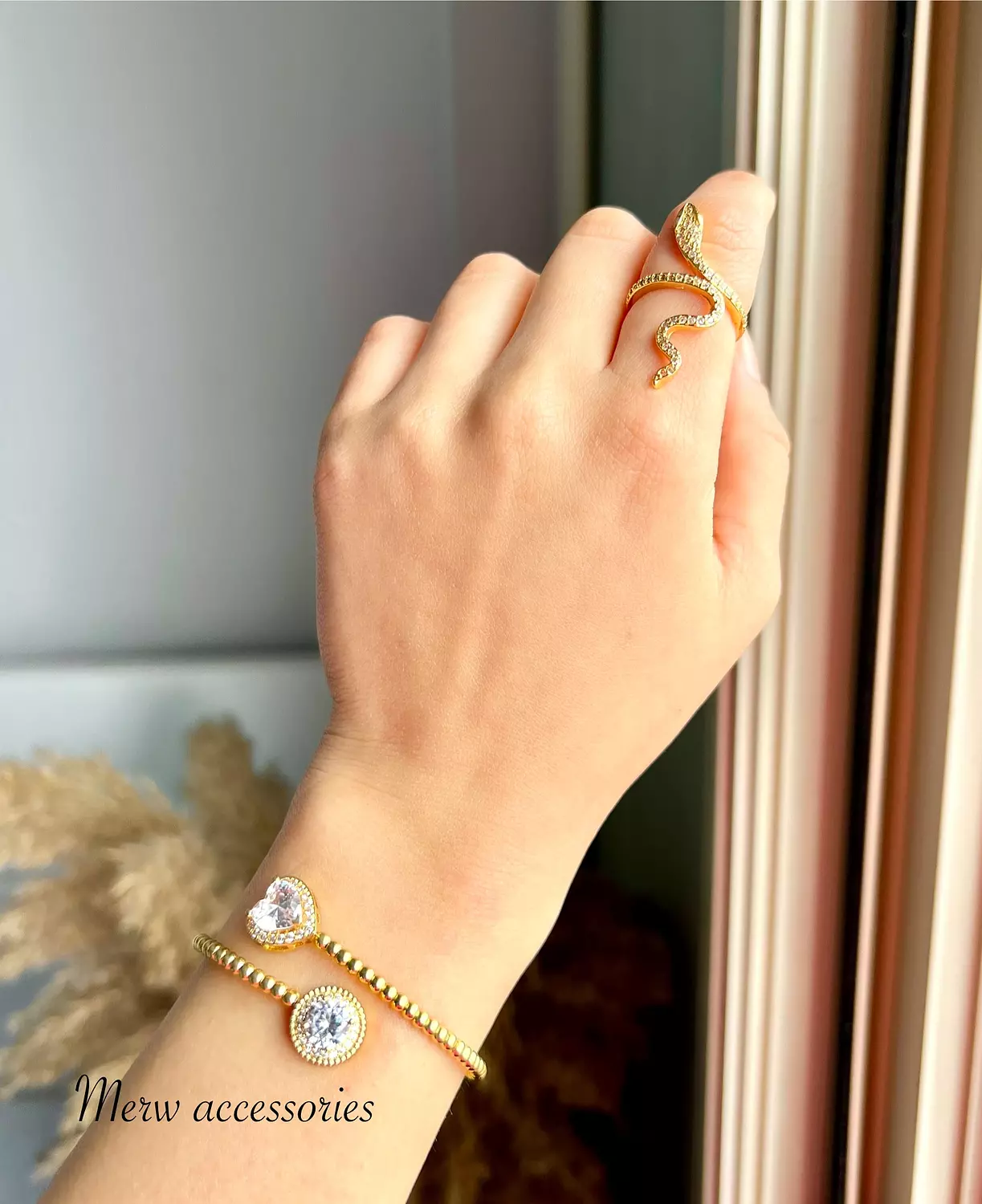 Circle heart bangle  2