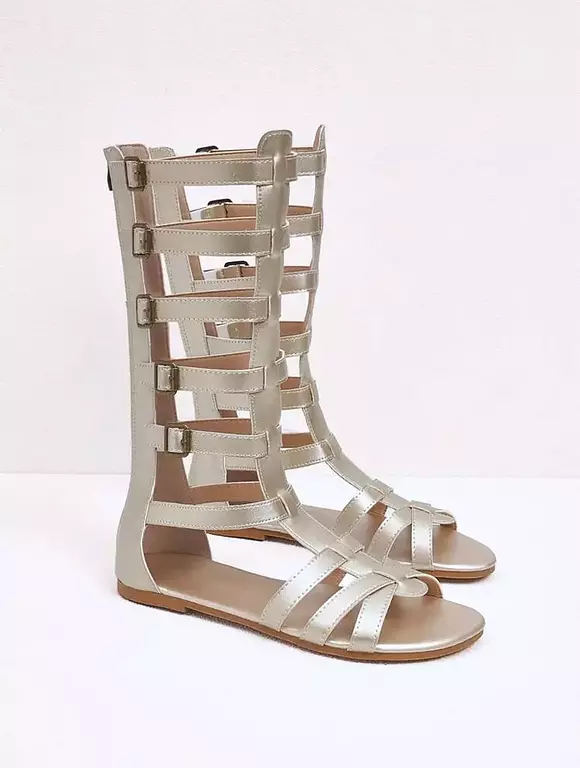 <h2 style="text-align: start"><span style="color: rgb(0, 0, 0)"><strong>Sandals</strong></span></h2>