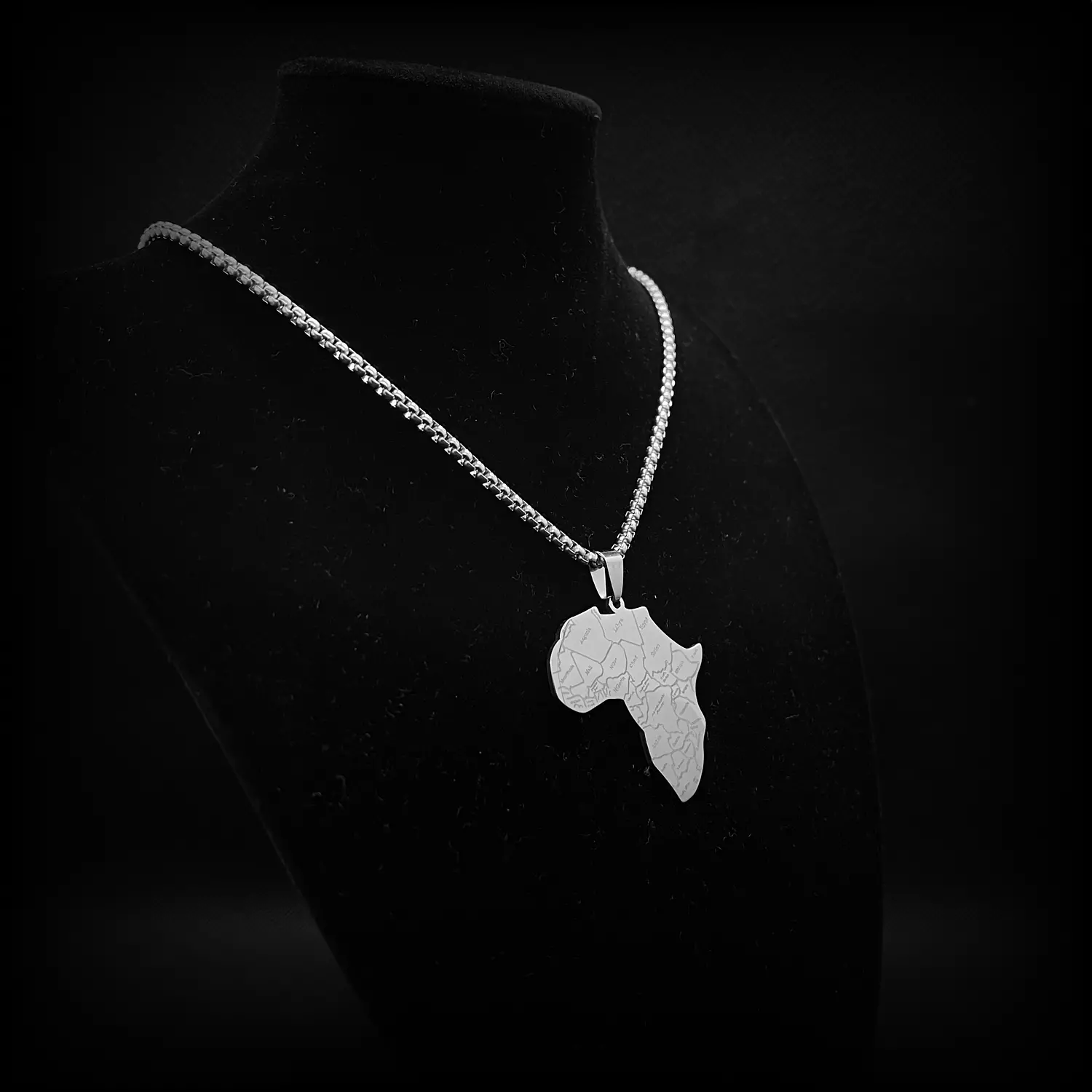 El Qara Necklace 2