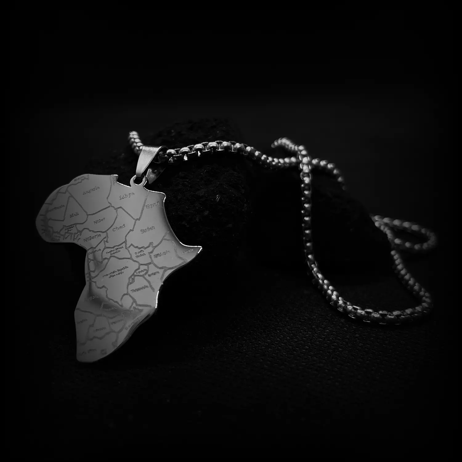 El Qara Necklace 1