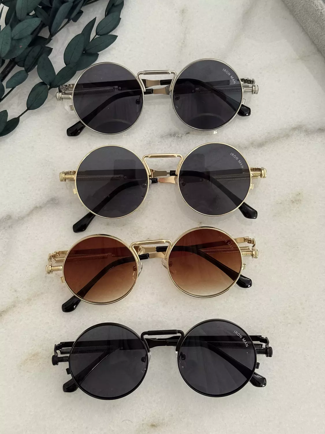 Sunglasses 16 1