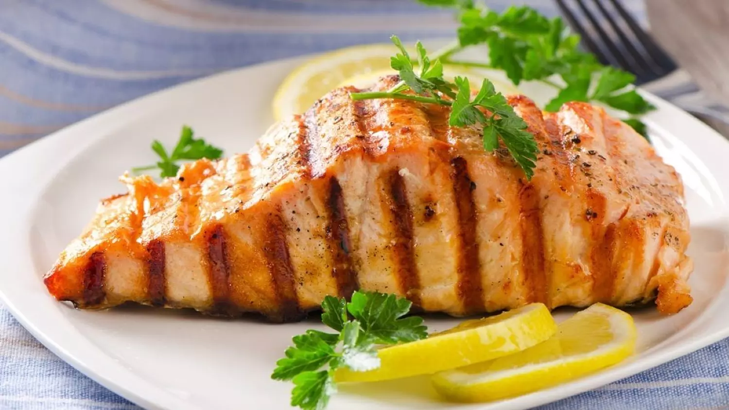 Grilled Salmon Fillet Meal image