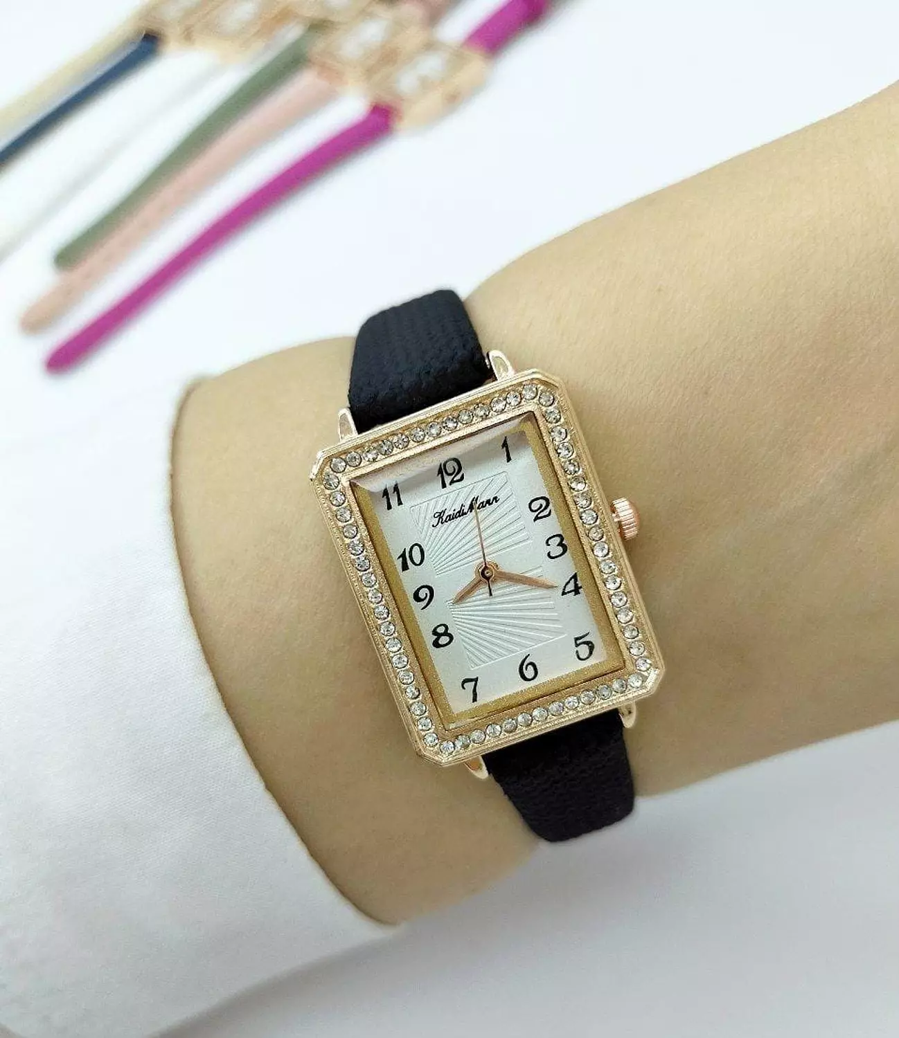 Watch W01 11
