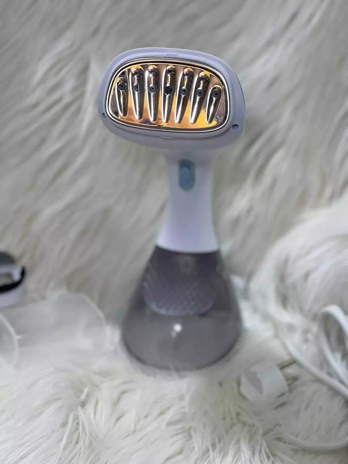 Handheld Garment Steamer image