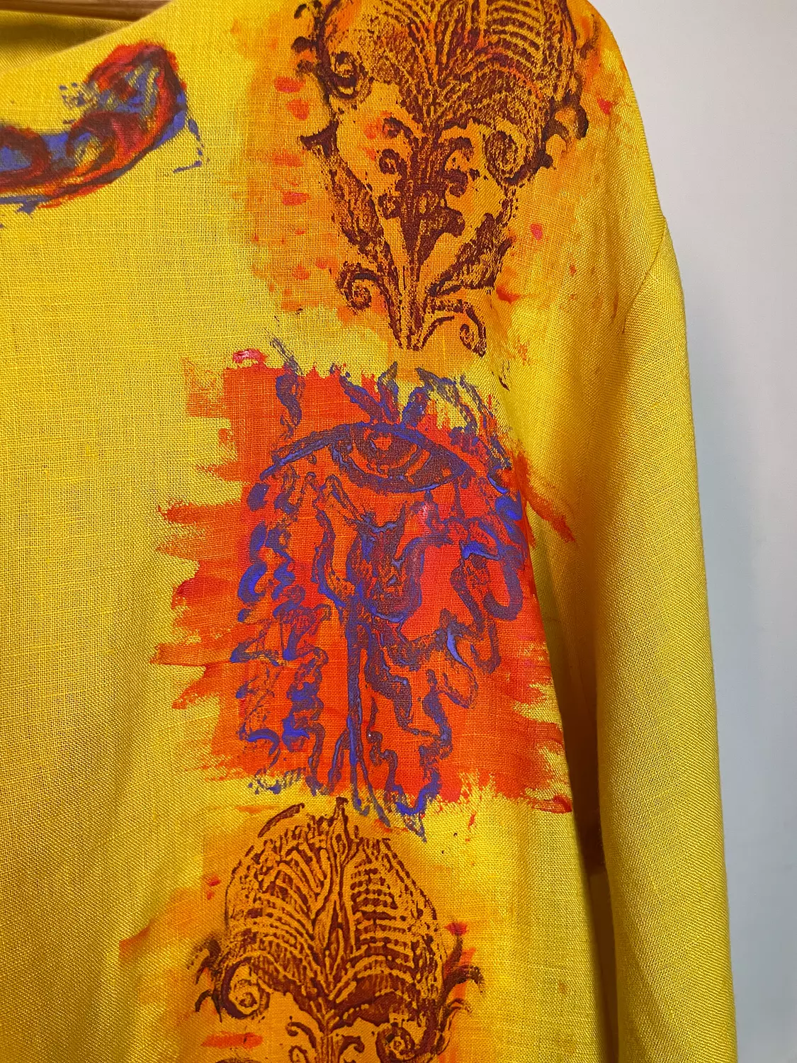 Hand -printed yellow linen top  5