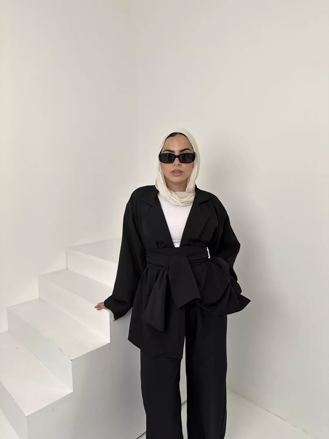 Elan Set In Black 1
