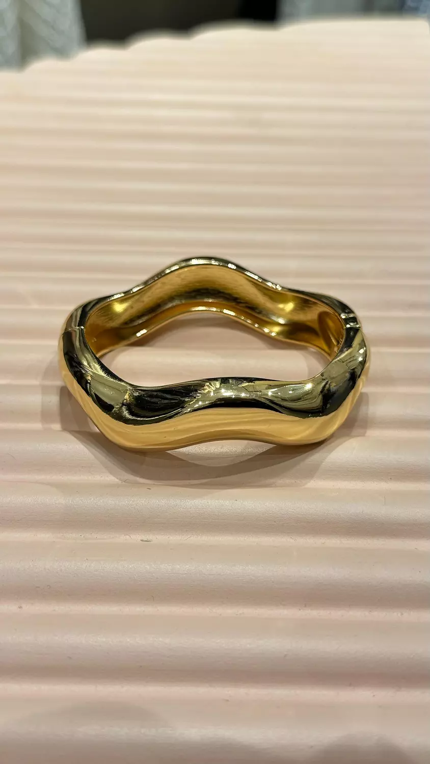 Classic bangle image