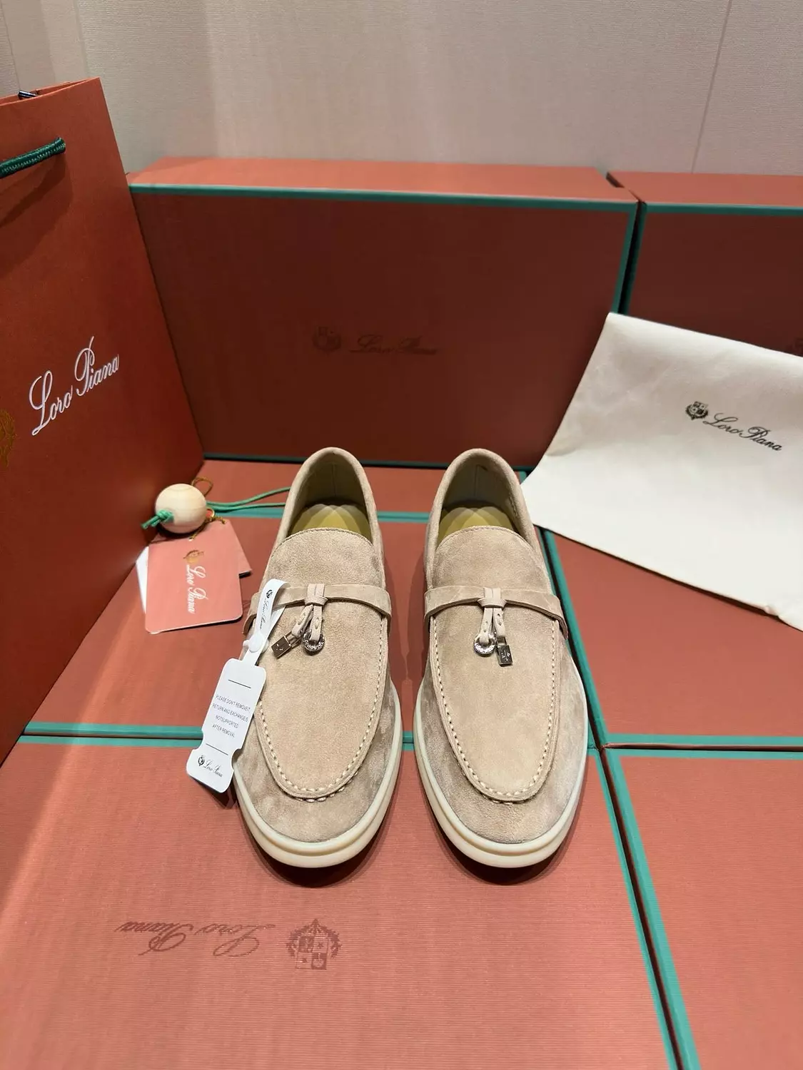Loro Piana shoes Classic Tassel-Detail Flat Loafers   image