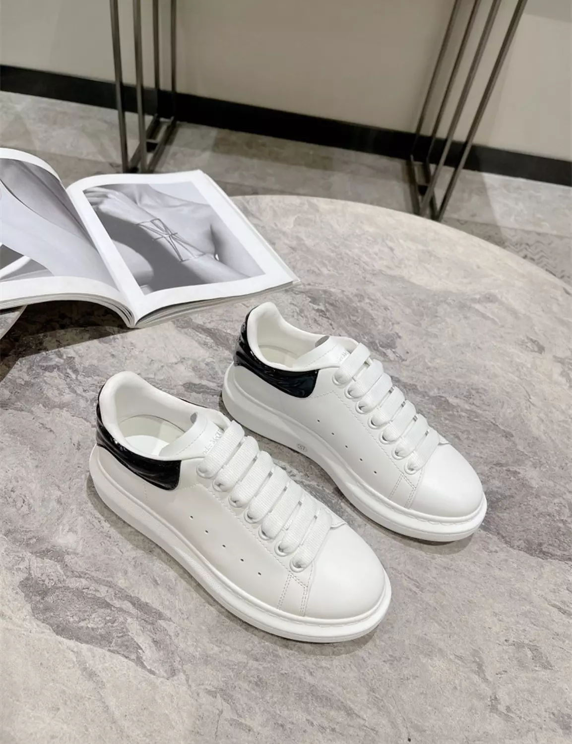 Alexander Mcqueen White X Black Glosse 1
