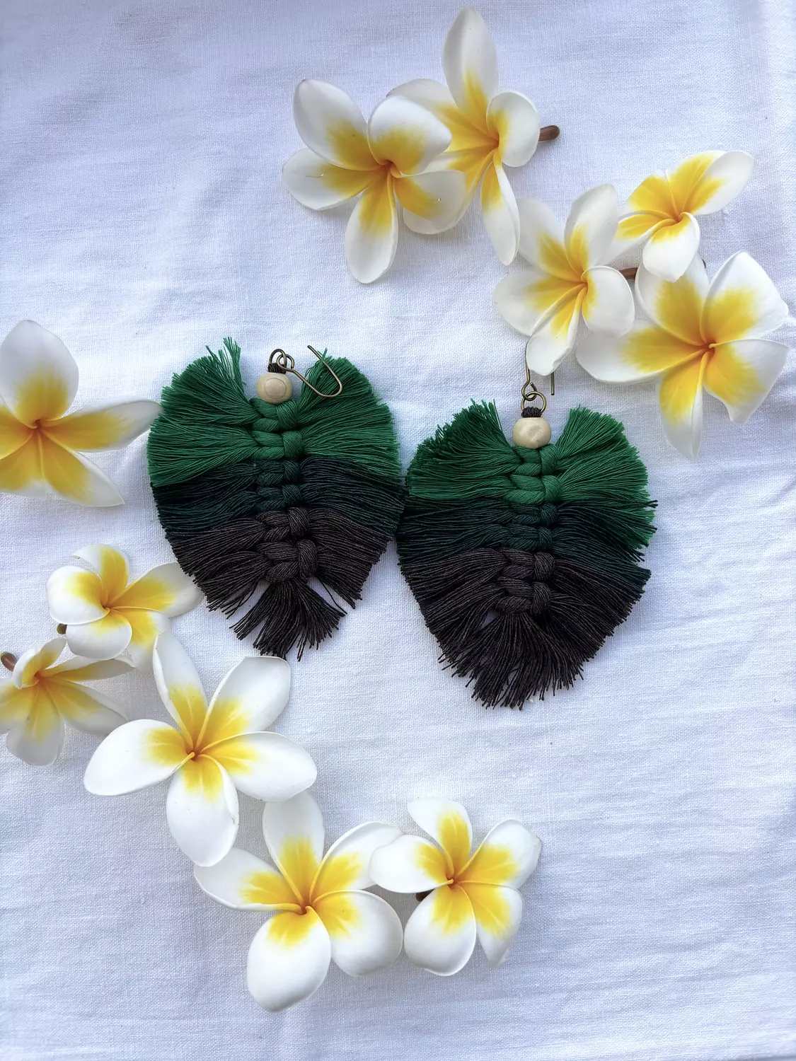 Macrame Mood Leaf Earring 1