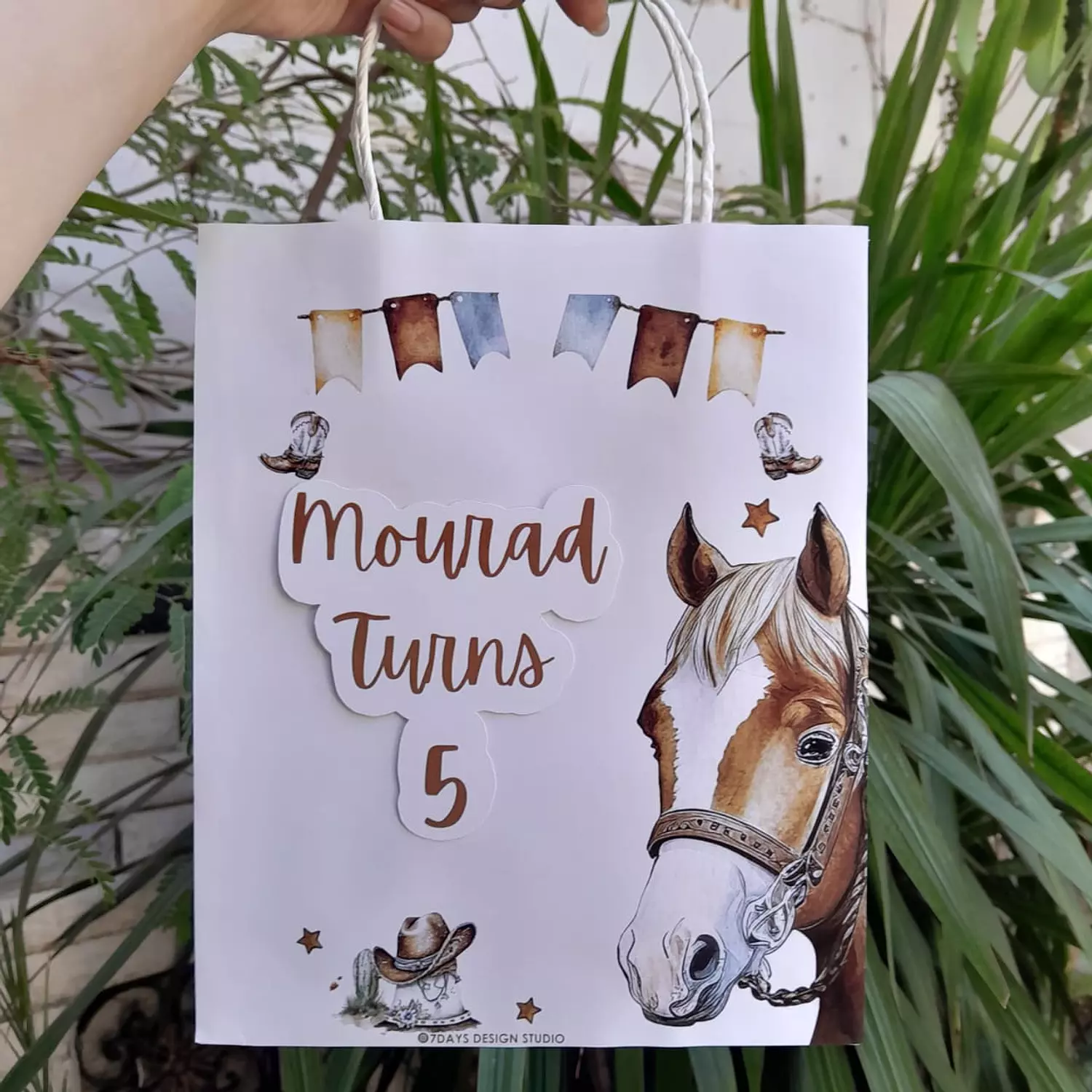 Horse Giveaways image