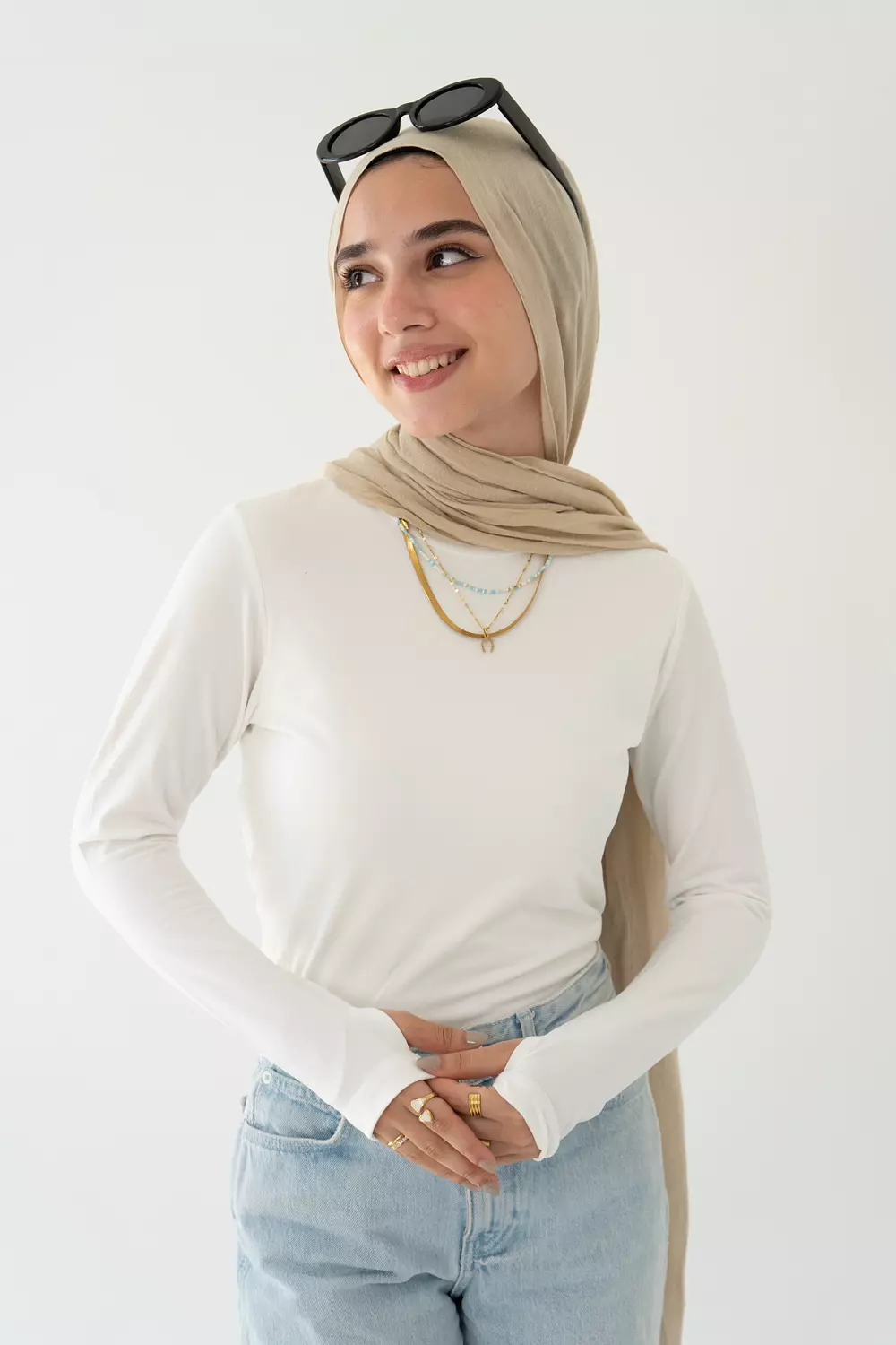<p>Long sleeve cotton Basic</p><p><br></p>