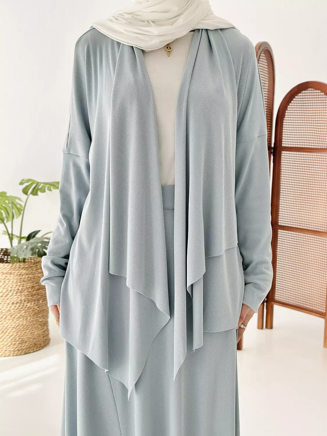 Elegance In Motion Skirt Set In Sky Blue 4