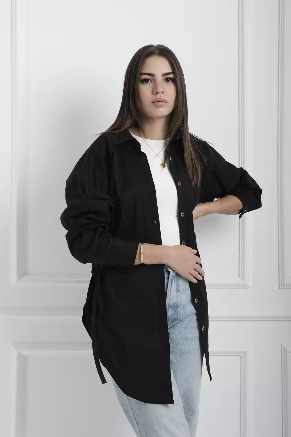 Side ties shirt -Black image