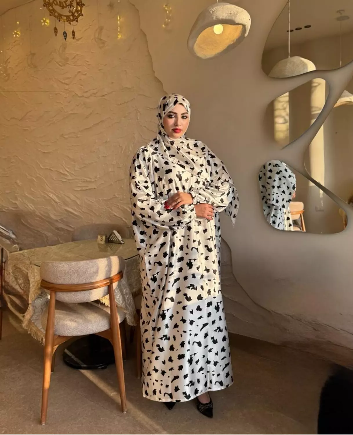 Print Satin Maxi Isdal with Attached Hijab hover image