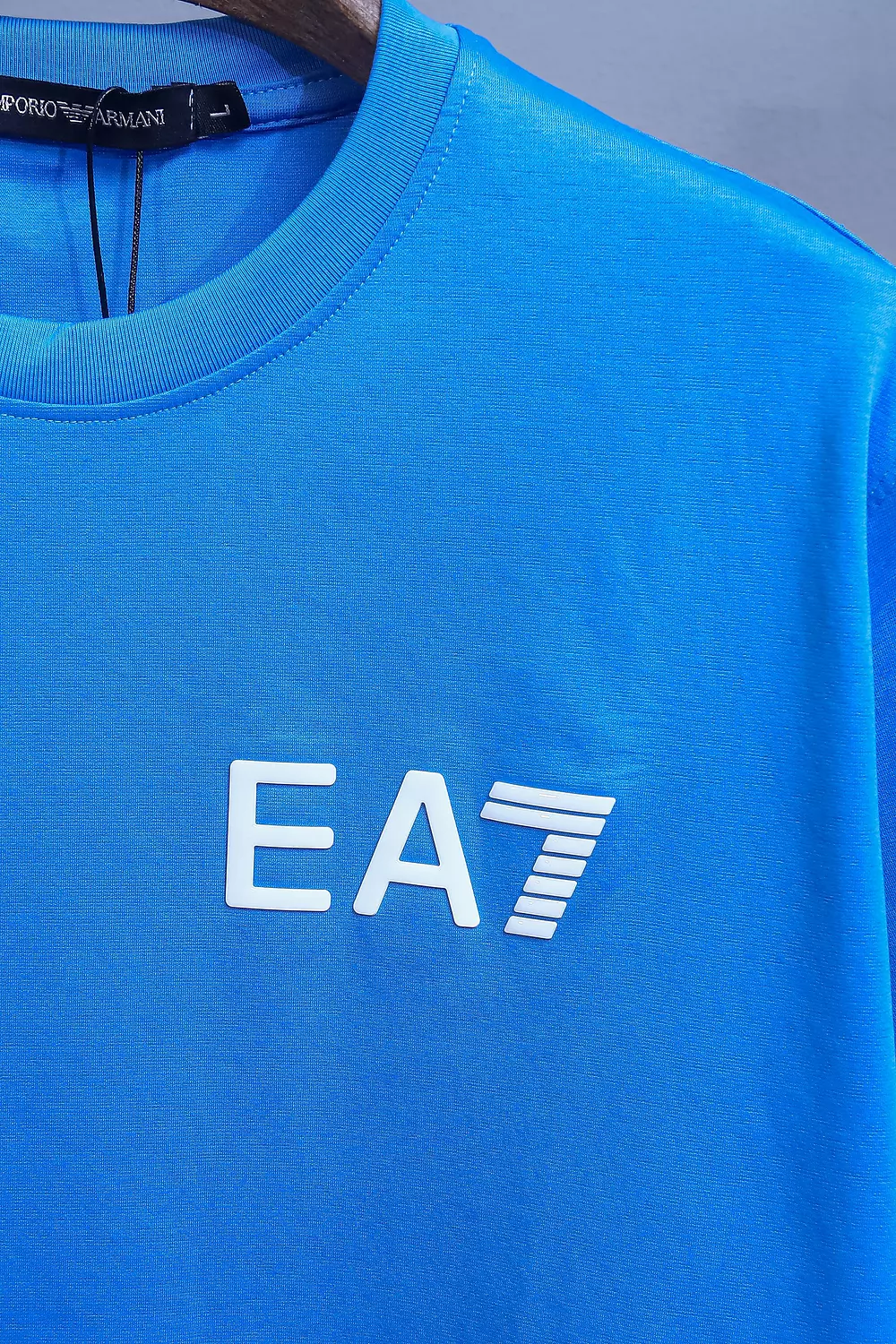 EMPORIO ARMANI TSHIRT \ 2027 3