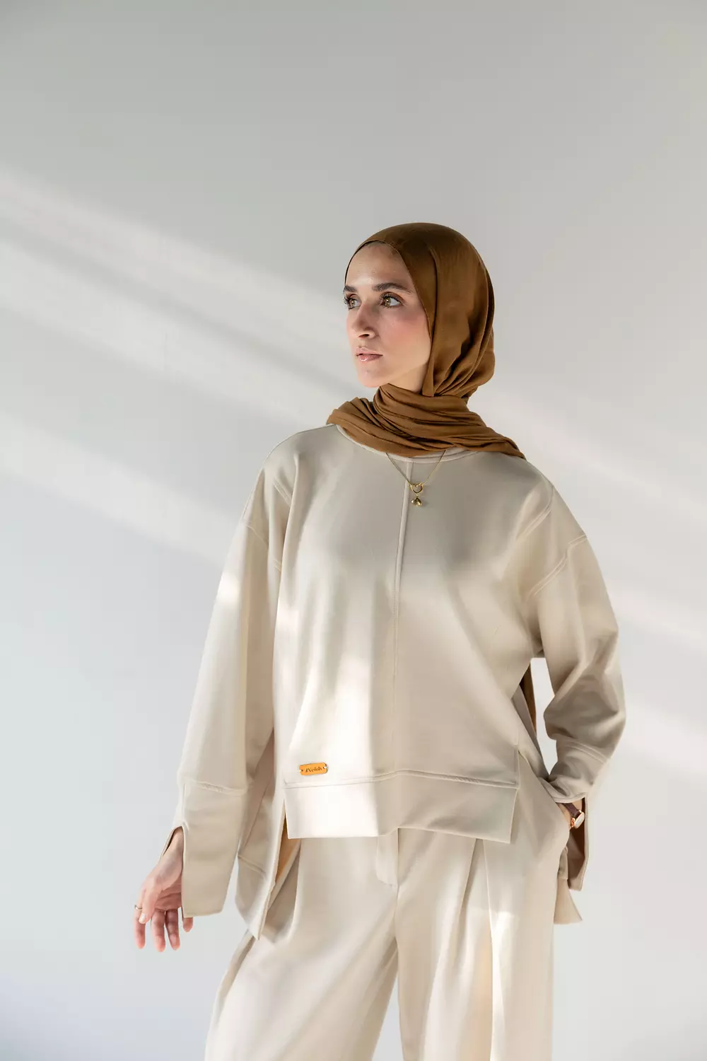 Relaxed Oysho Set in Beige image