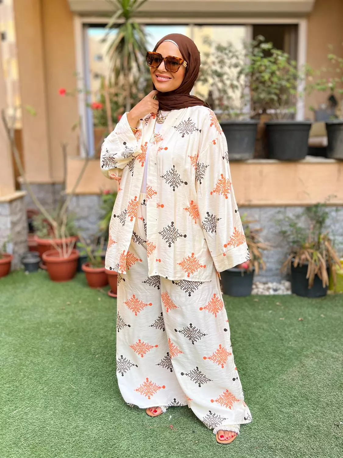 <p style="text-align: center"><br><span style="color: rgb(0, 0, 0)"><strong>Patterned Linen Set - Beige</strong></span></p>