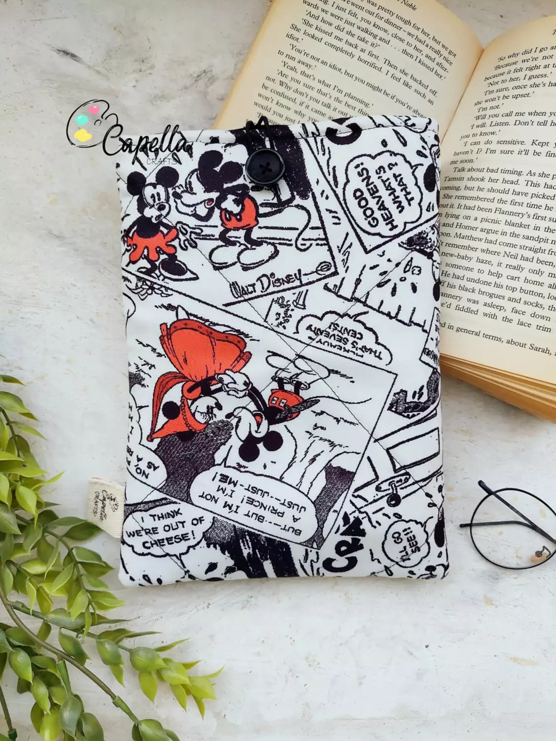 Mickey and Minnie book sleeve 1