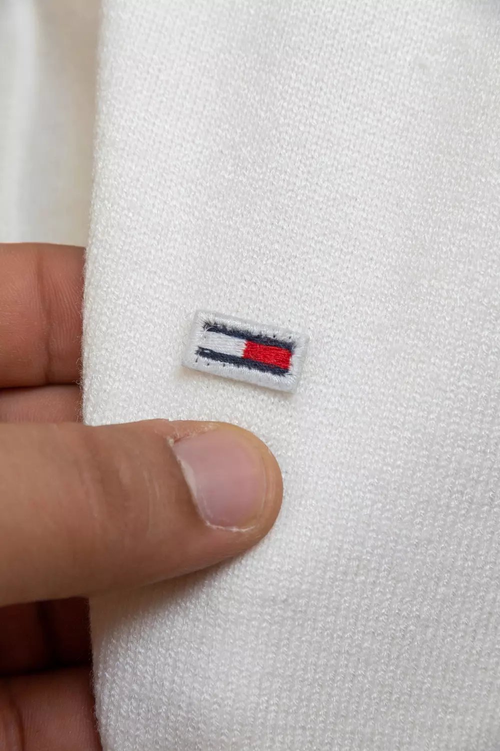 TOMMY HILFIGER HALF ZIPPER PULLOVER  18